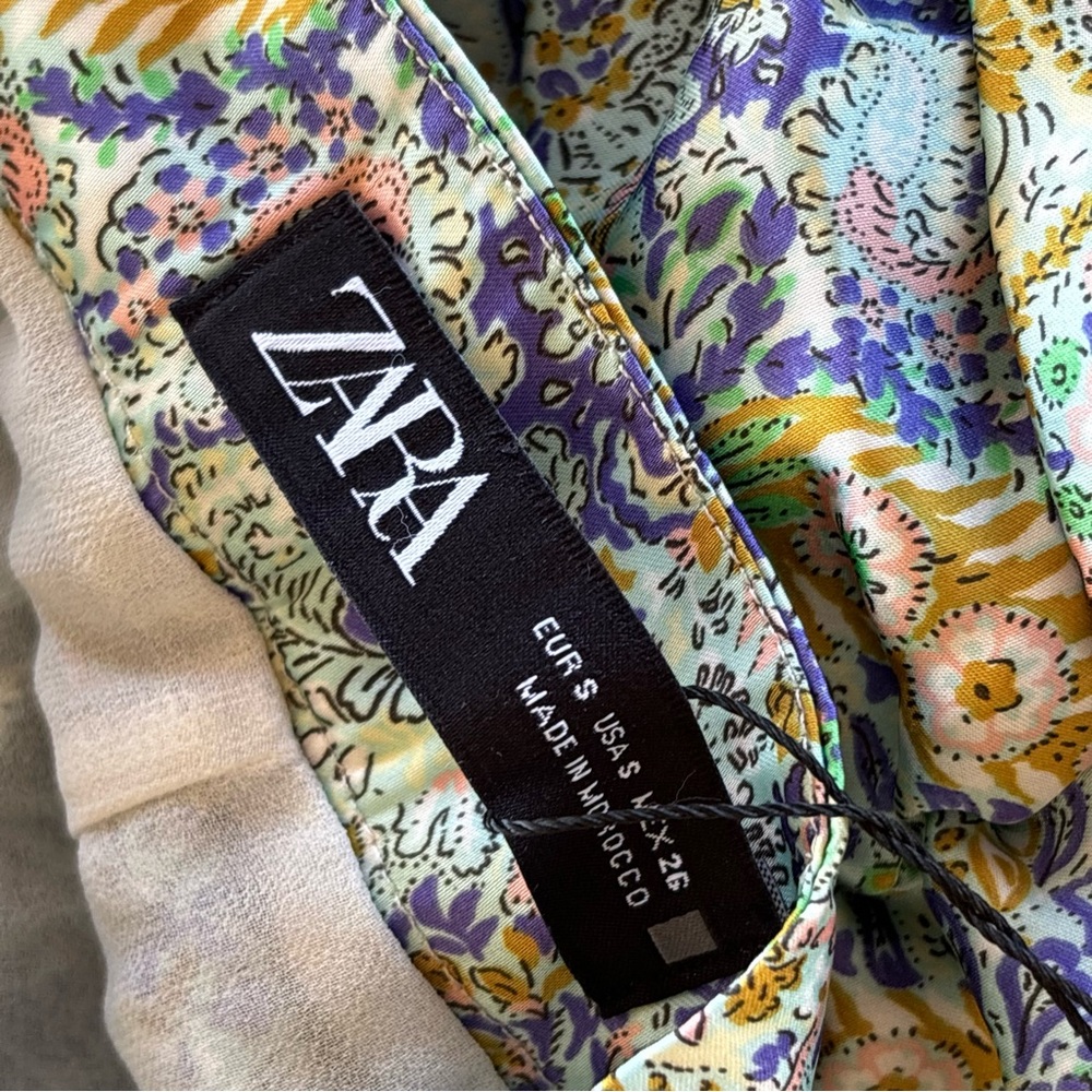 Zara Green Pattern Ruffle Skirt-Small - Picture 3 of 3
